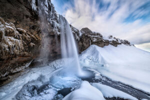 Cascade Seljalandsfoss en hiver, en Islande